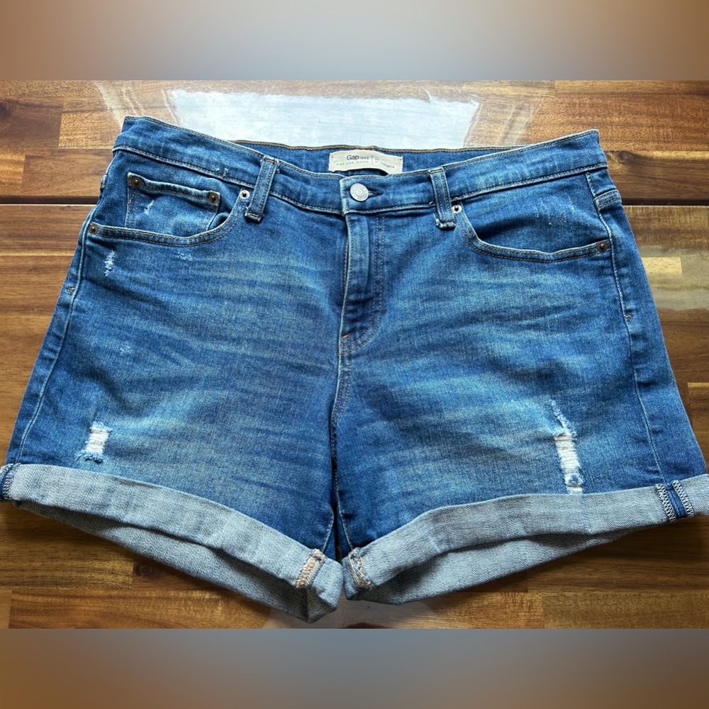 GAP stretch denim shorts
